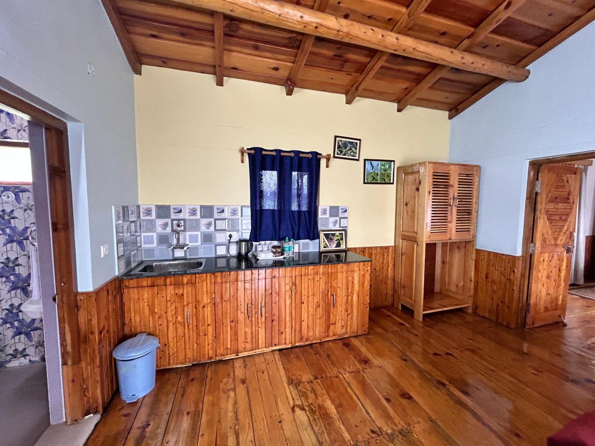 Kasar Himalaya Holiday Resort, Binsar Rd Almora Ngoại thất bức ảnh