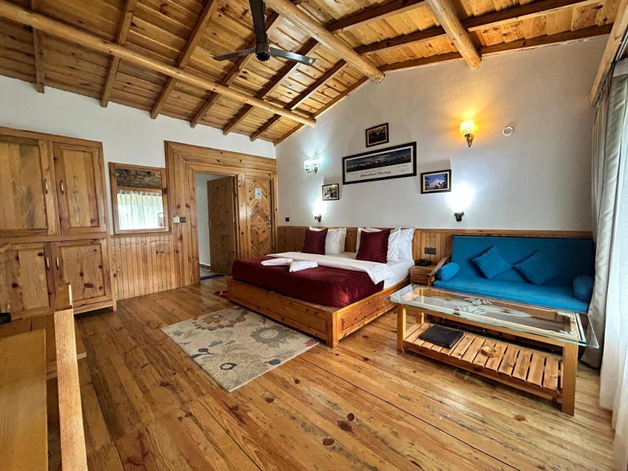 Kasar Himalaya Holiday Resort, Binsar Rd Almora Ngoại thất bức ảnh